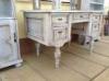 Provence bútor, fehér antikolt Ónémet íróasztal.